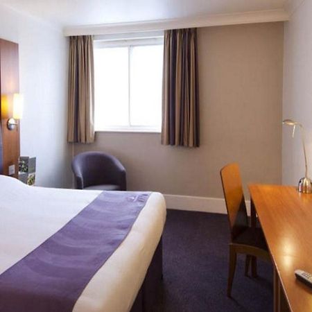 Premier Inn Stoke-On-Trent 外观 照片