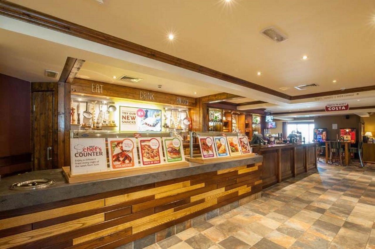 Premier Inn Stoke-On-Trent 外观 照片